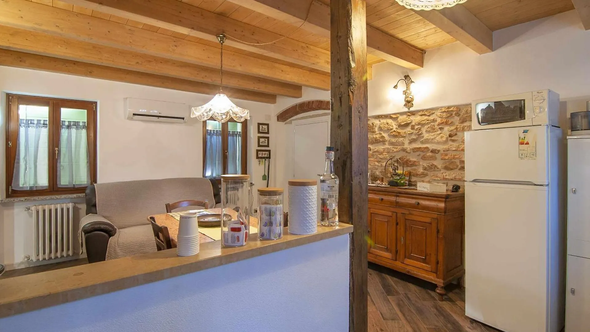 Dimora Laura - Romantico Con Stufa A Legno SantʼAmbrogio di Valpolicella