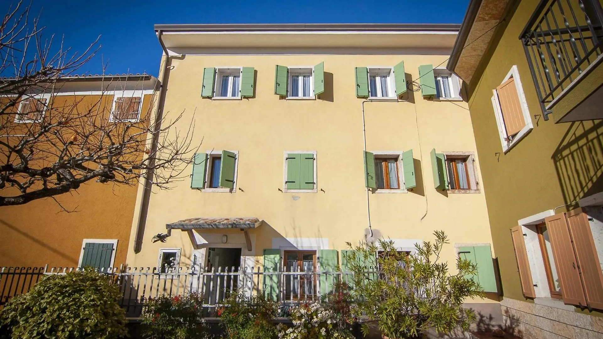 شقة Dimora Laura - Romantico Con Stufa A Legno SantʼAmbrogio di Valpolicella